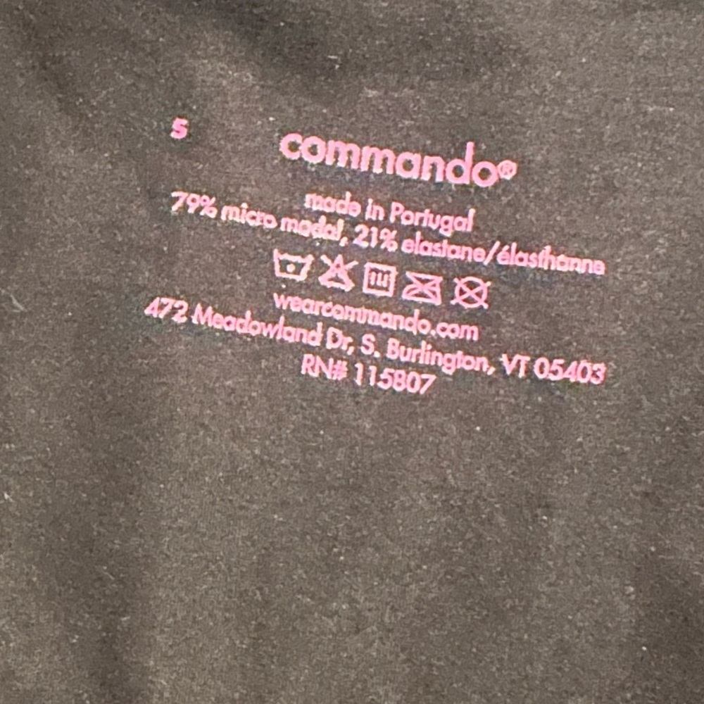 Commando Warm Down Racer Tank - Picture 3 of 5